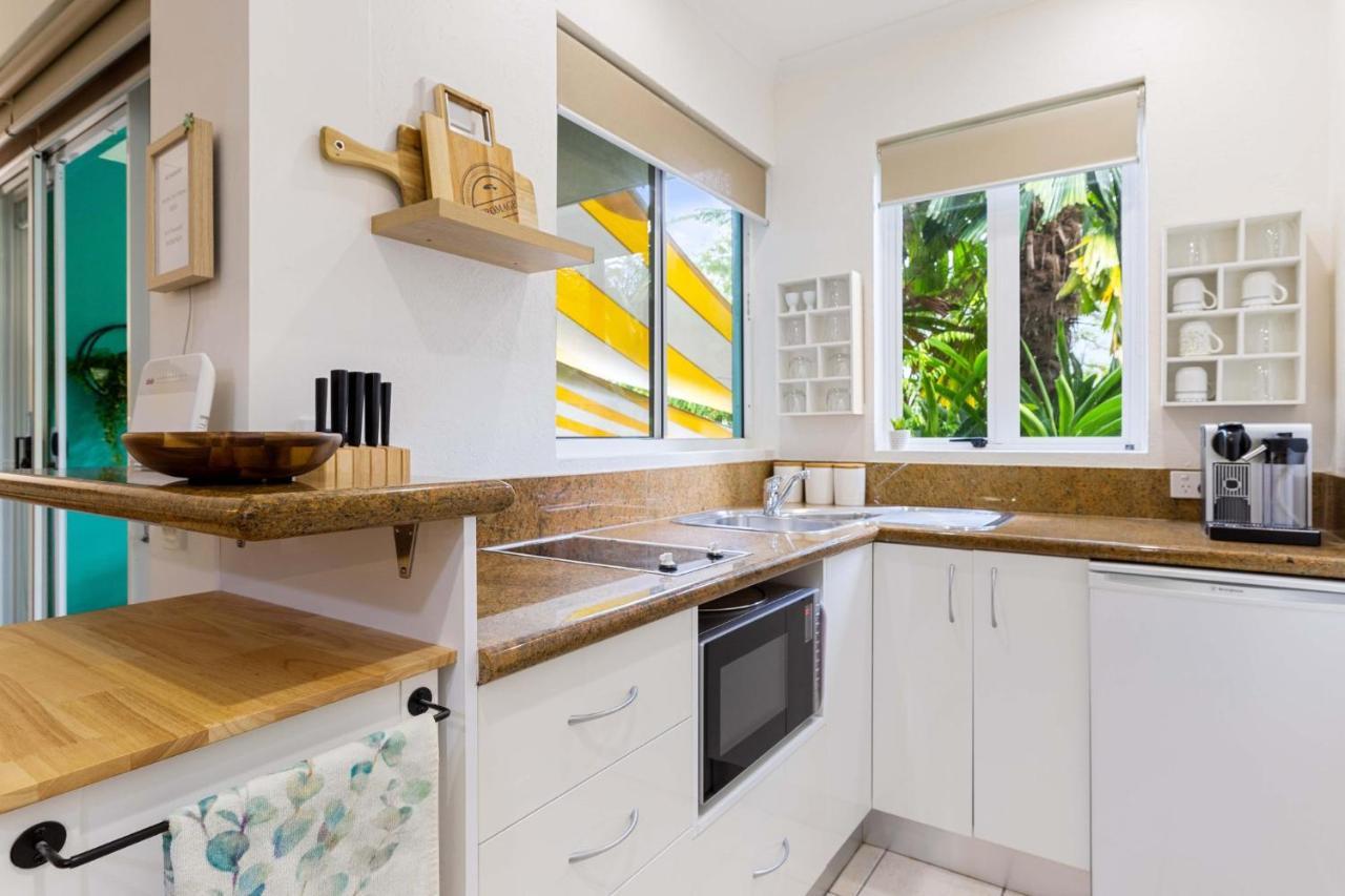 Oasis Luxe On Macrossan Street - Stylish Residence Port Douglas Exterior foto