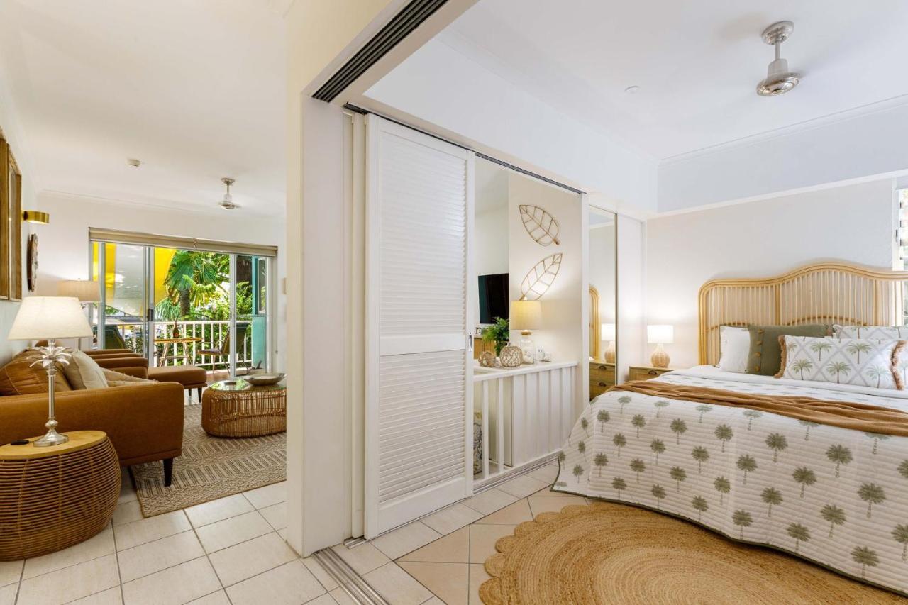Oasis Luxe On Macrossan Street - Stylish Residence Port Douglas Exterior foto